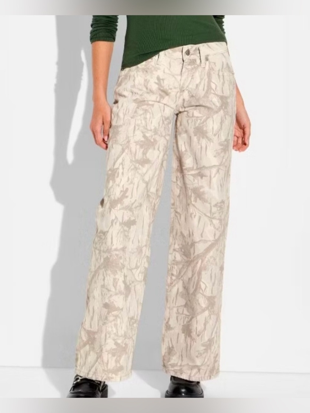 NWT Low rise Baggy Rigid Denim Jeans Light Gray Floral Print